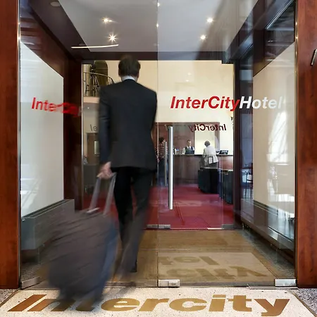 Intercityhotel 4* Mnichov