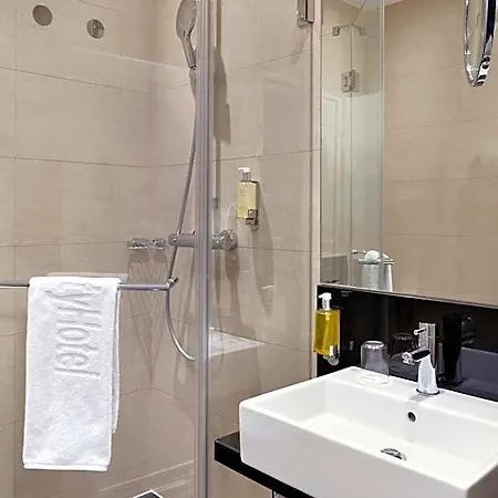 Intercityhotel ホテル 4*