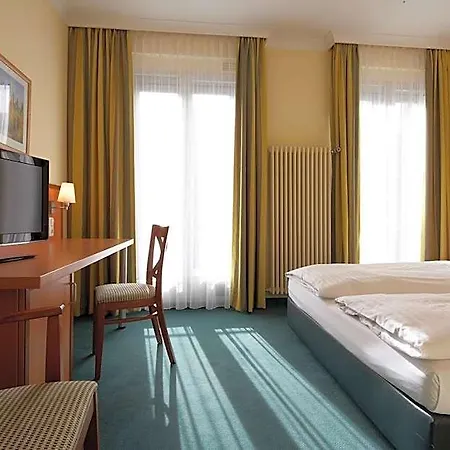 Intercityhotel Hotel 4*