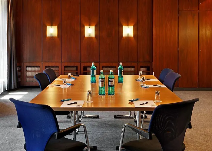 Intercityhotel Hotel 4*