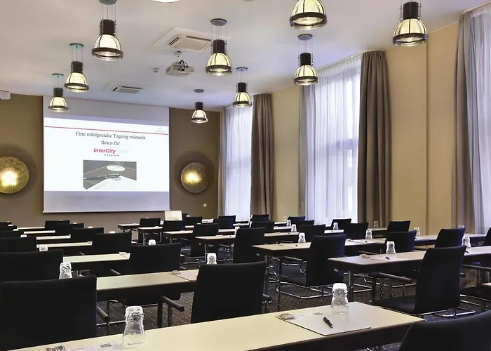 Intercityhotel Hotel 4*