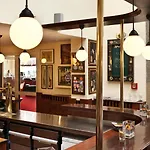 Intercityhotel Hotel 4*