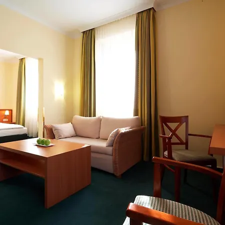Intercityhotel Szálloda
